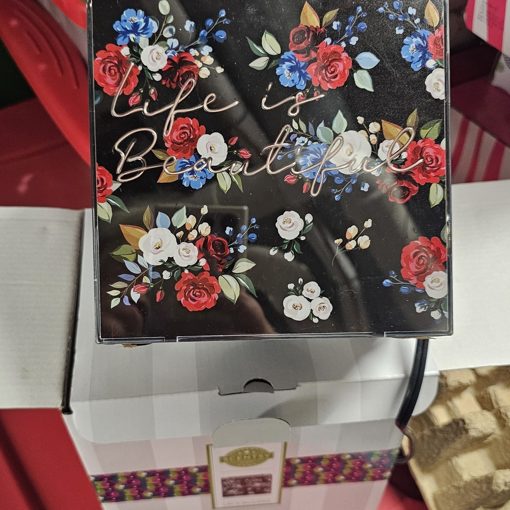Scentsy Black and Red Floral Decorative Piece